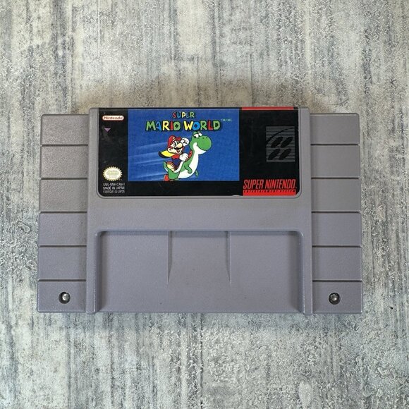 Super Mario World SNES Super Nintendo Original Game Tested Working & Authentic! - Picture 1 of 3
